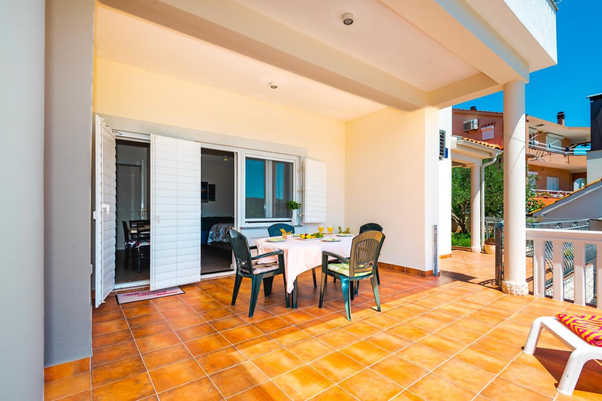 Apartment Bilice Beach Exterior foto